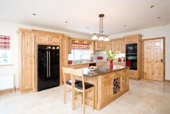 jj_byrne_besoke_kitchen_design.jpg